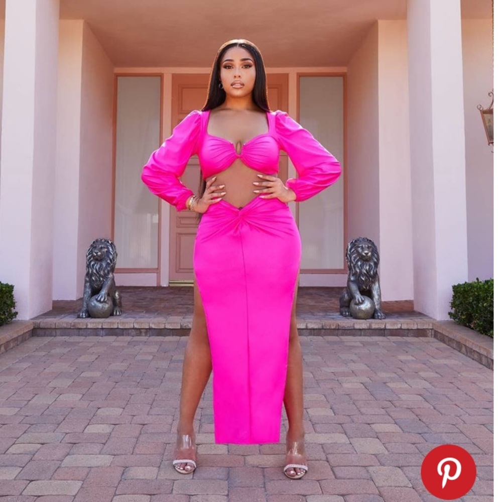 Jordyn woods X boohoo pink skirt